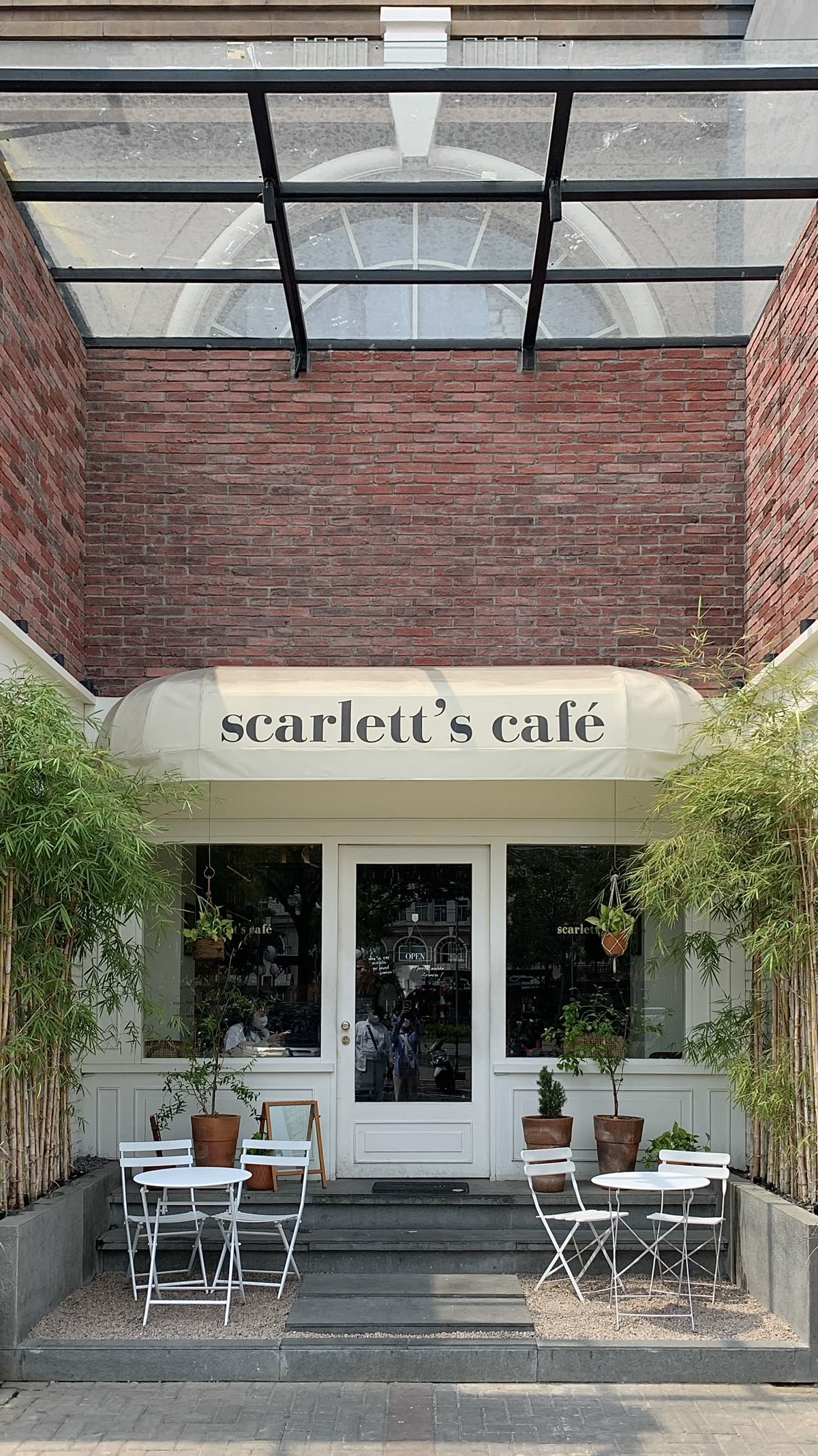 Scarlett's Cafe