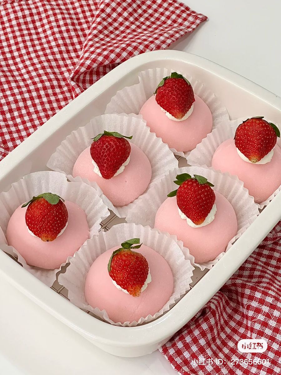 Strawberry Mochi